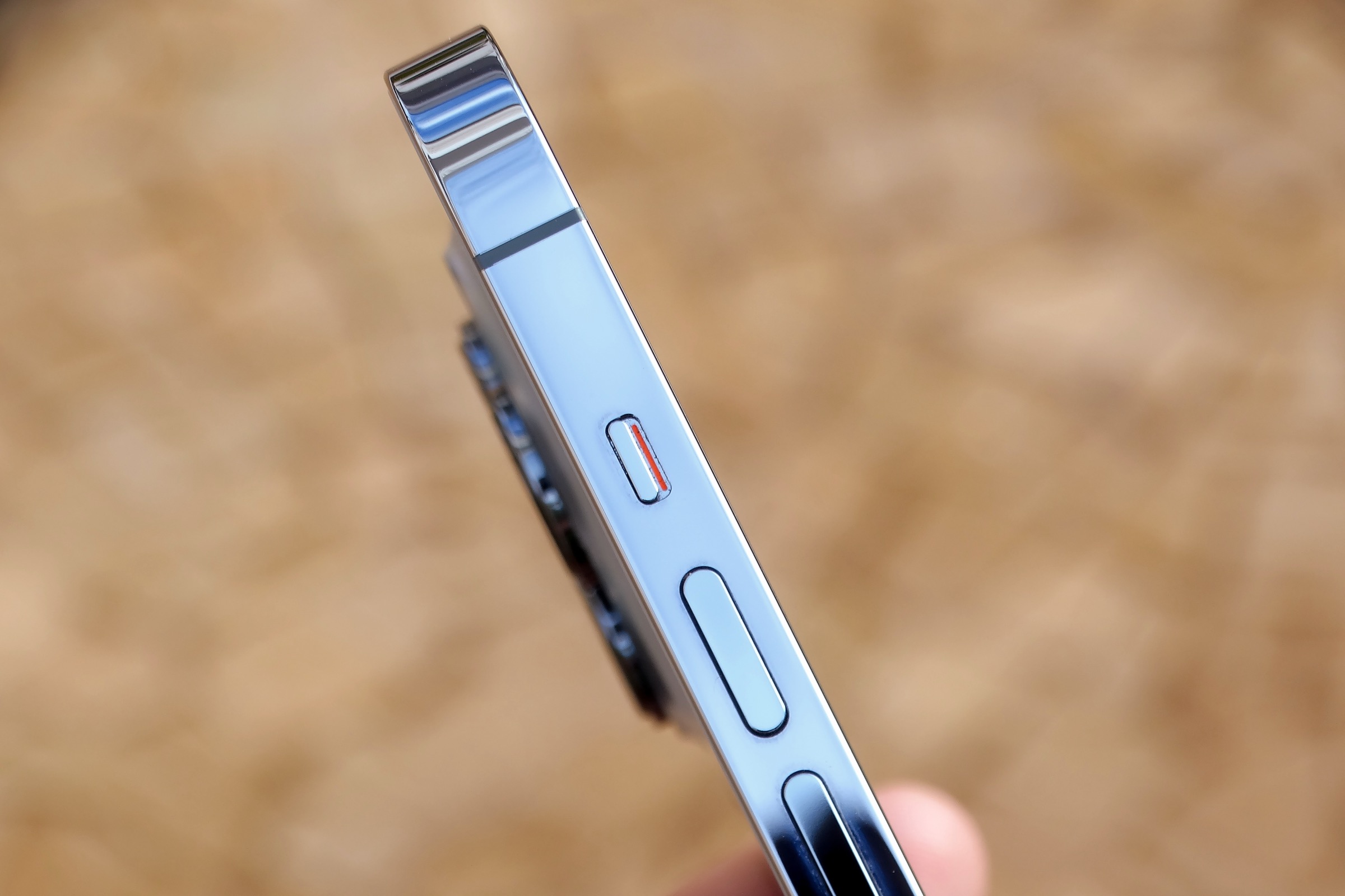 Как я вернулся к iPhone 13 Pro Max и избавился от обновлений 4