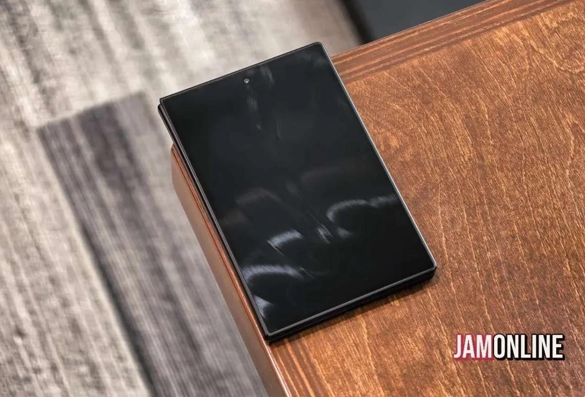 Обзор Samsung Galaxy Z Fold8: что нового в камерах? 2