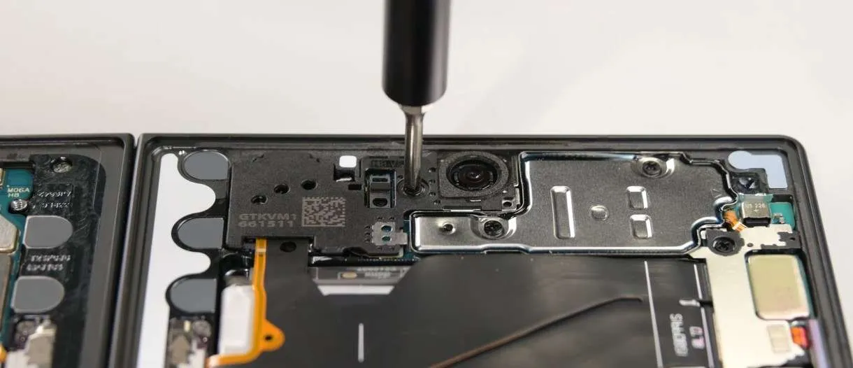 Гид по ремонту Samsung Galaxy Z Fold8: проблемы и решения 4