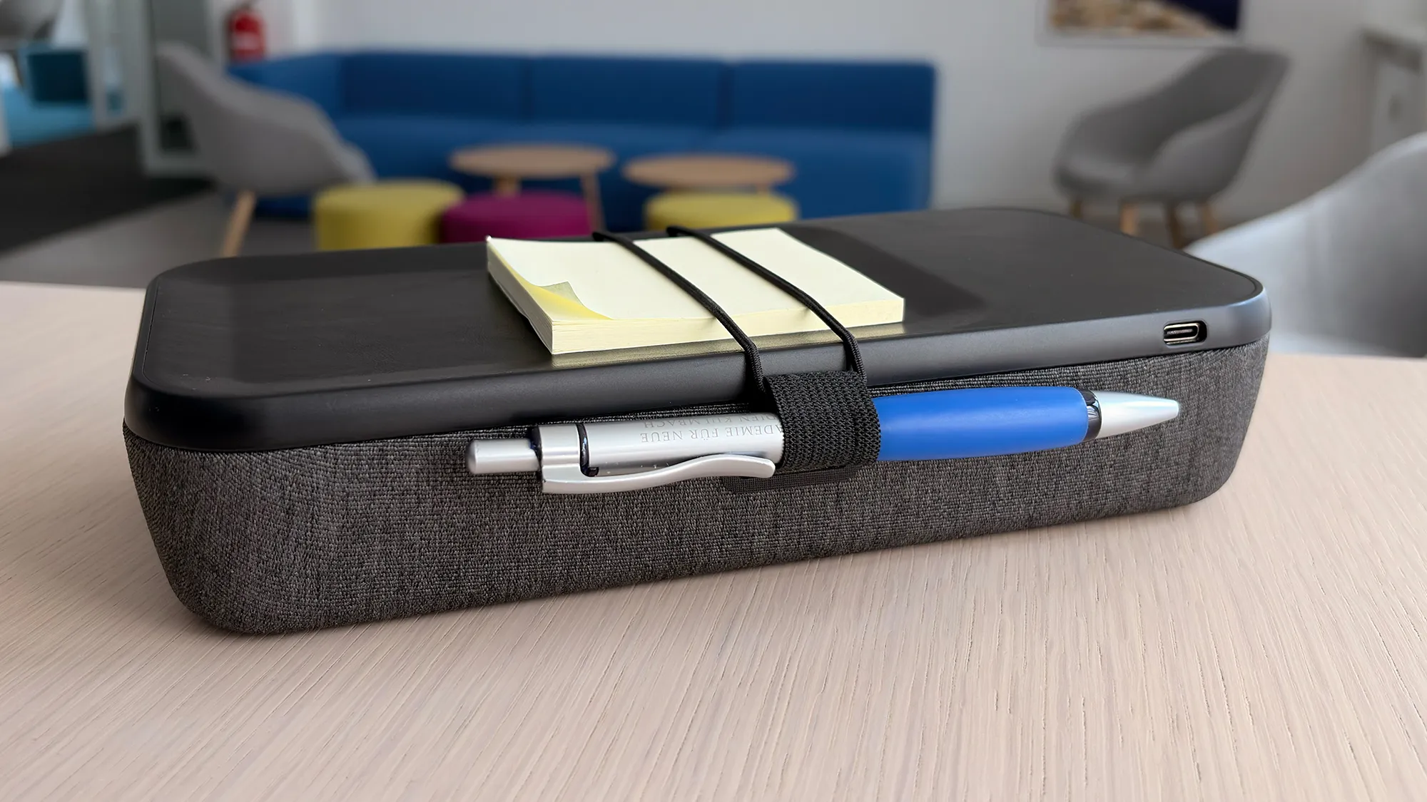 Orbitkey Nest V2: умный органайзер для вашего офиса 5