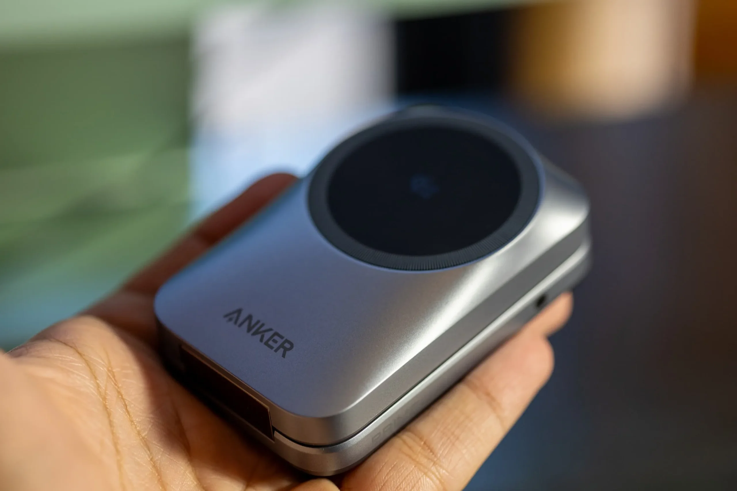 Гид по зарядке iPhone 16: Anker 25W MagSafe 3-в-1 3