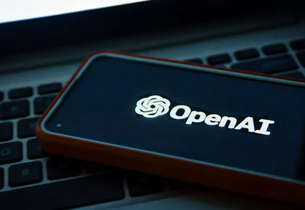 Как Apple оказалась в центре спора о коммерческой тайне